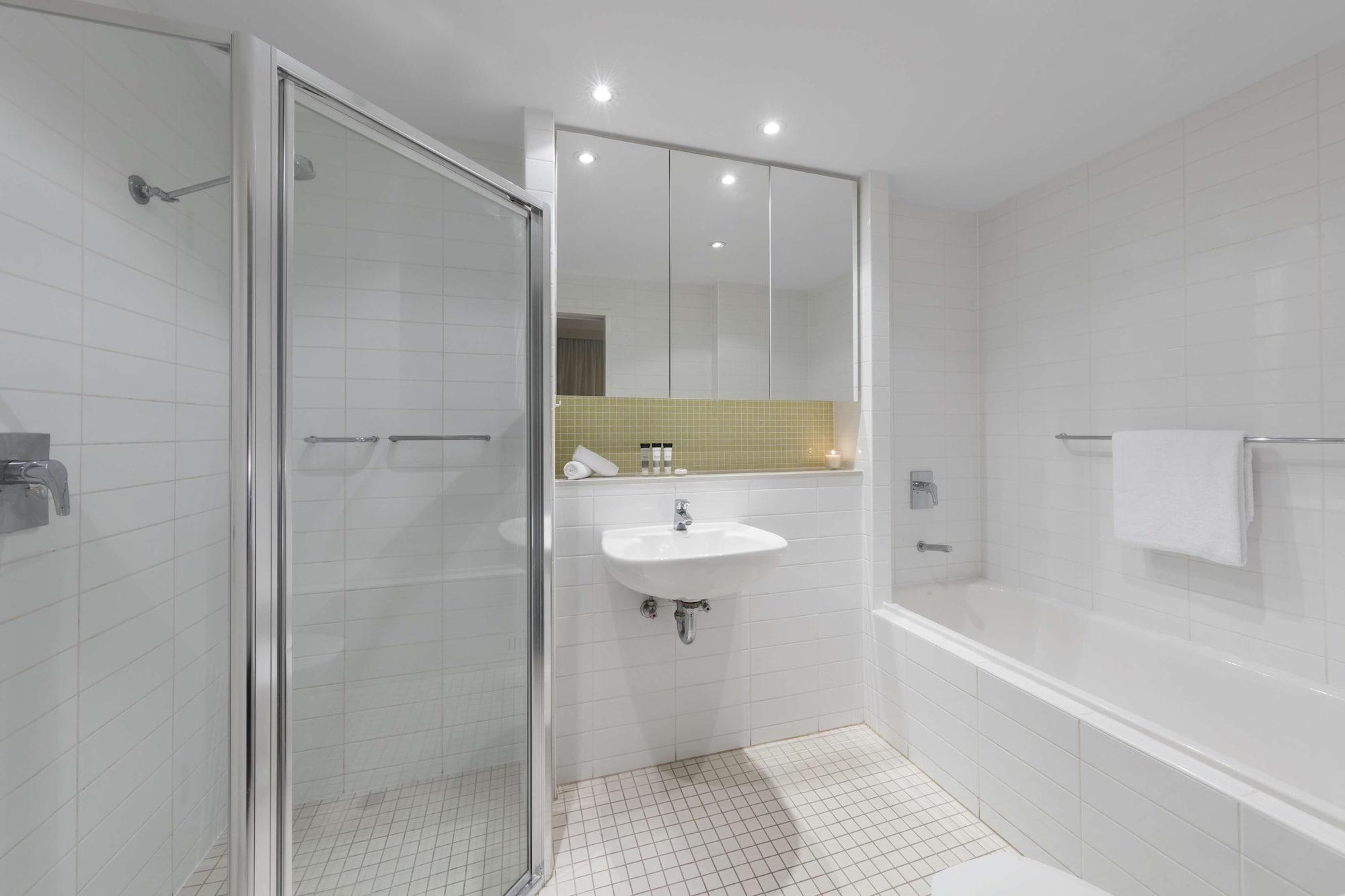 Oaks Glenelg Liberty Suites 애들레이드 외부 사진