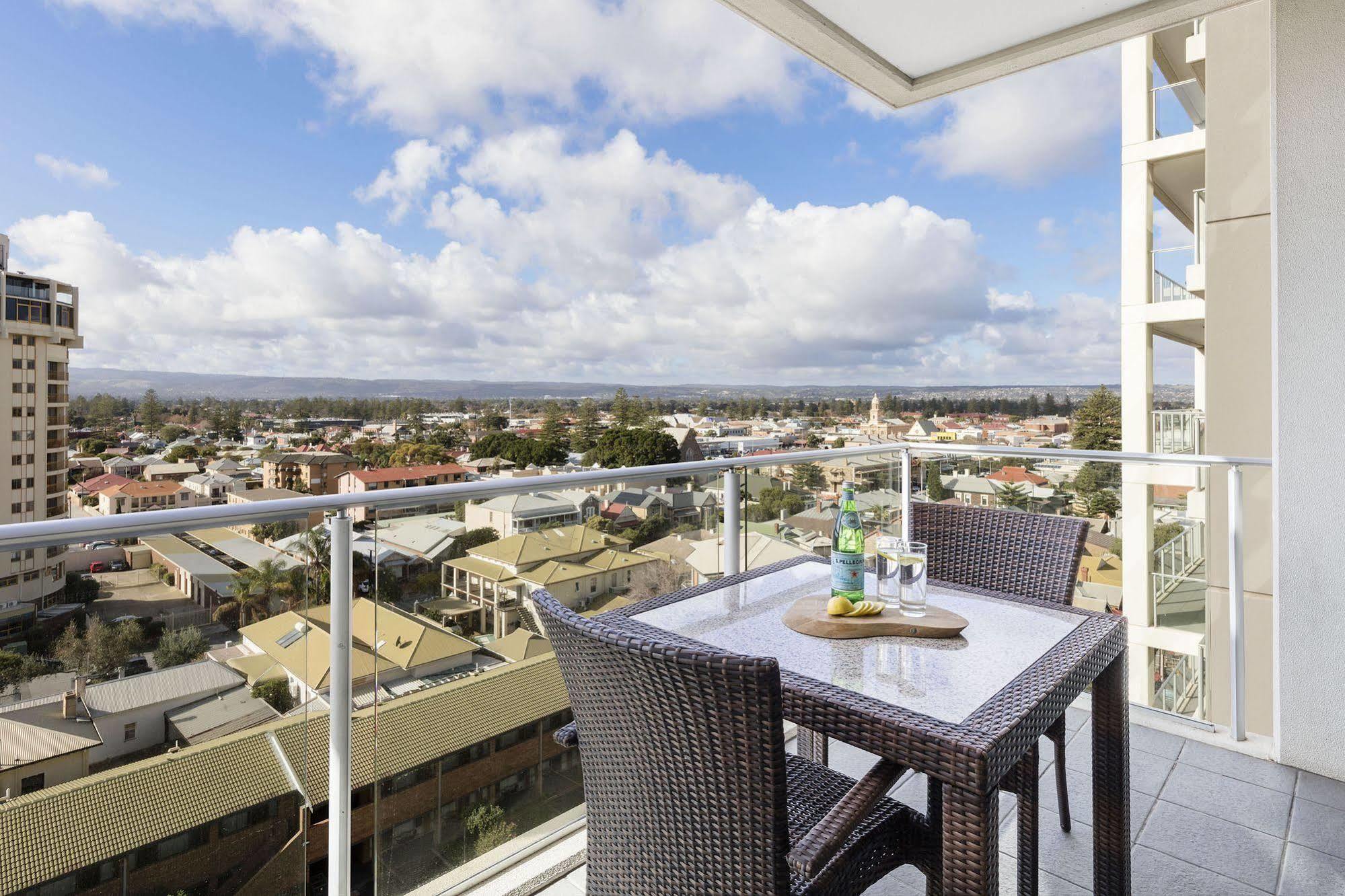Oaks Glenelg Liberty Suites 애들레이드 외부 사진
